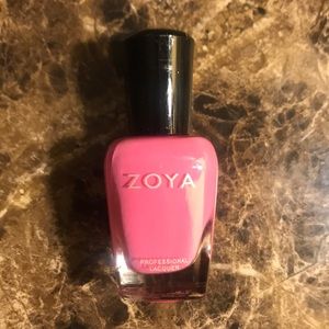 NEW zoya ‘sandy’ nail polish